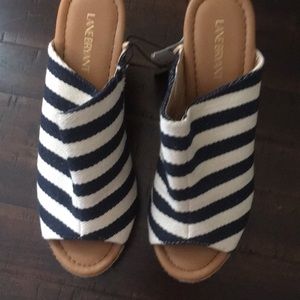 New navy and cream open toe slip in wedge